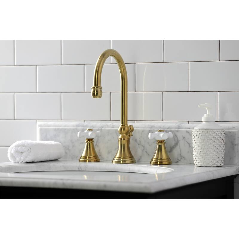 Kingston Brass Governor 8 in. Widespread Bathroom Faucet - Brushed Brass