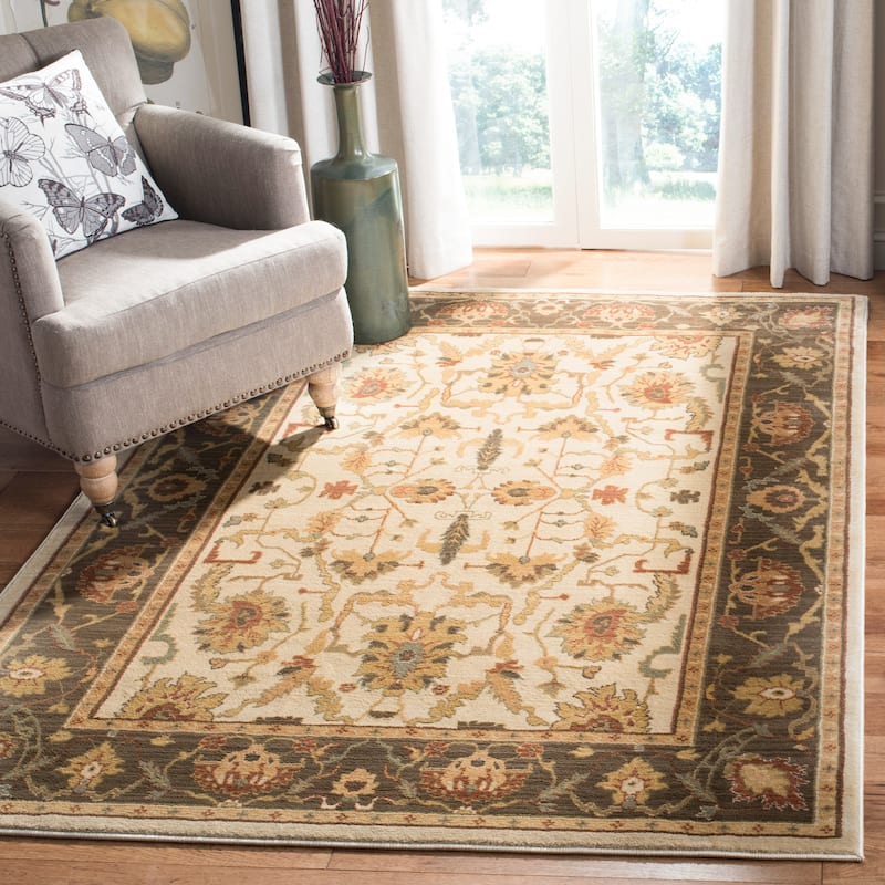 SAFAVIEH Heirloom Tamela Traditional Oriental Rug - 5'3" x 7'6" - Creme/Brown