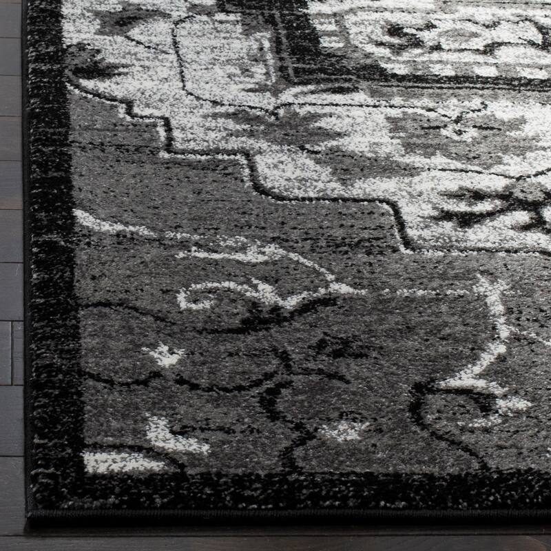 SAFAVIEH Vintage Hamadan Juvelina Oriental Rug