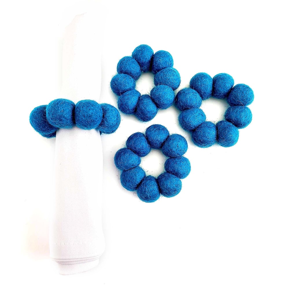 Felt One Strand Napkin Rings, Set of 4