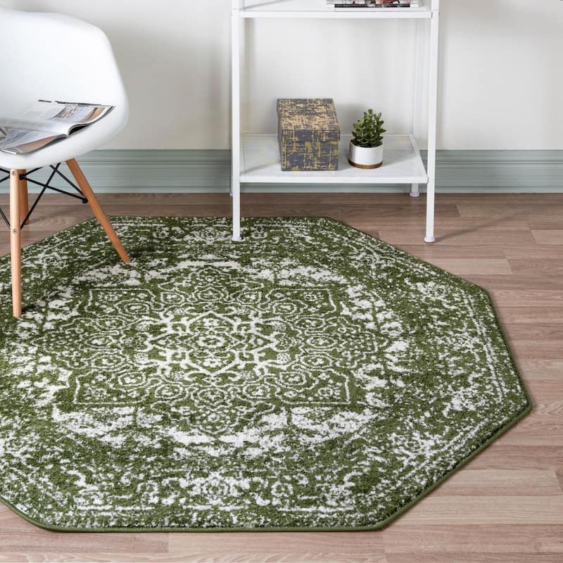 Traditional Brenda Collection Area Rug - Green - 7'10"x7'10" Octagon