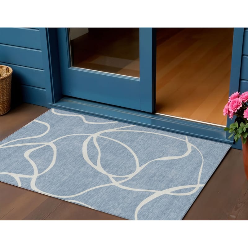 HomeRoots Abstract Transitional Rectangle Outdoor Rug - 3' x 5'