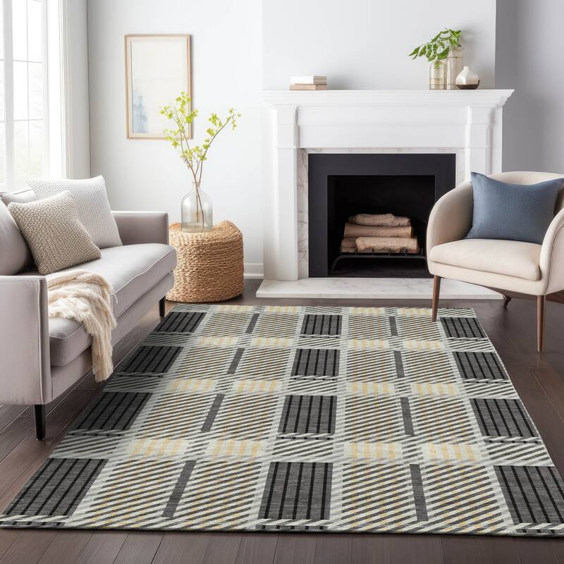 Machine Washable Indoor/ Outdoor Geometric Stripe Chantille Rug