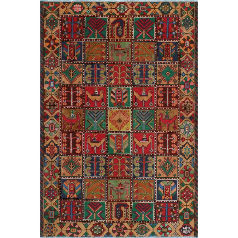 Fine Vintage Bakhtiari Fuat Red/Green Rug - 5'8" x 9'3"
