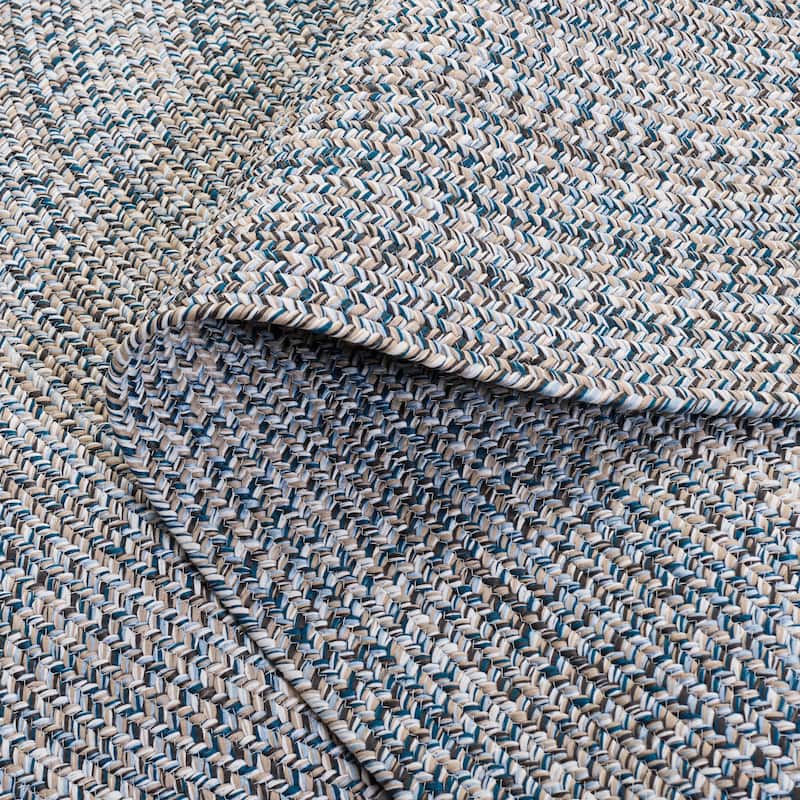SAFAVIEH Handmade Braided Thijs Reversible Rug