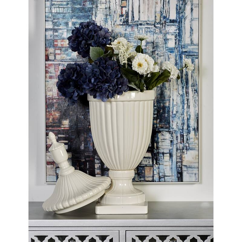 Ceramic Living Room Decorative Jars with Grooves and Lid - Gold, Silver, Black, White - Roche River Decor