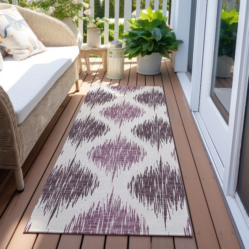 Machine Washable Indoor/ Outdoor Chantille Geo Contemporary Rug - Purple - 2'3" x 7'6"