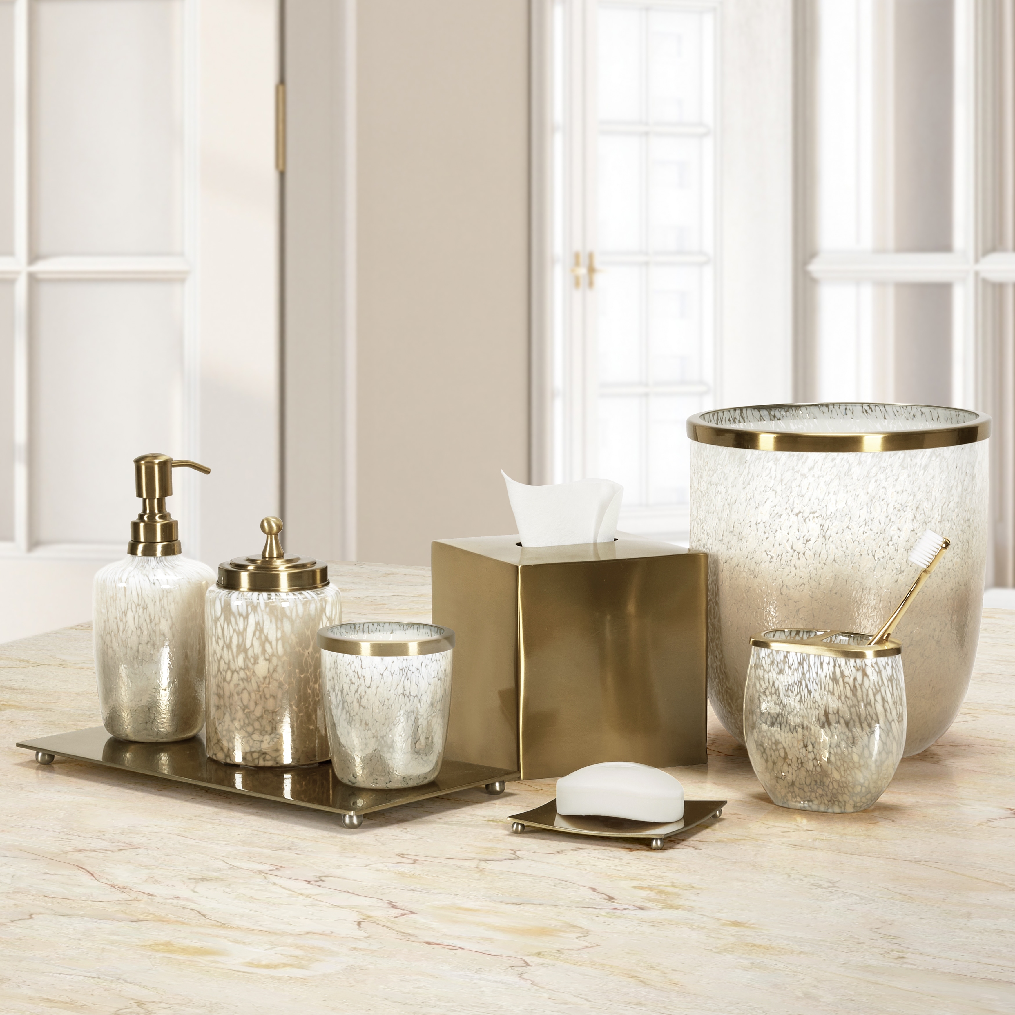J. Queen New York Catia Bath Accessories