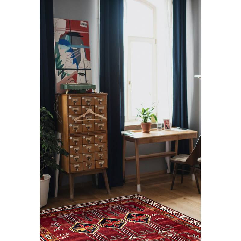 ECARPETGALLERY Hand-knotted Melis Vintage Red Wool Rug - 6'4 x 7'4