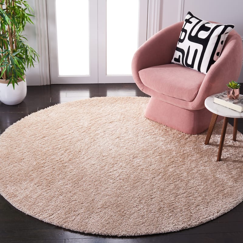 SAFAVIEH Tahoe Shag Indiana Solid 1.2-inch Thick Rug - 6'7" Round - Beige