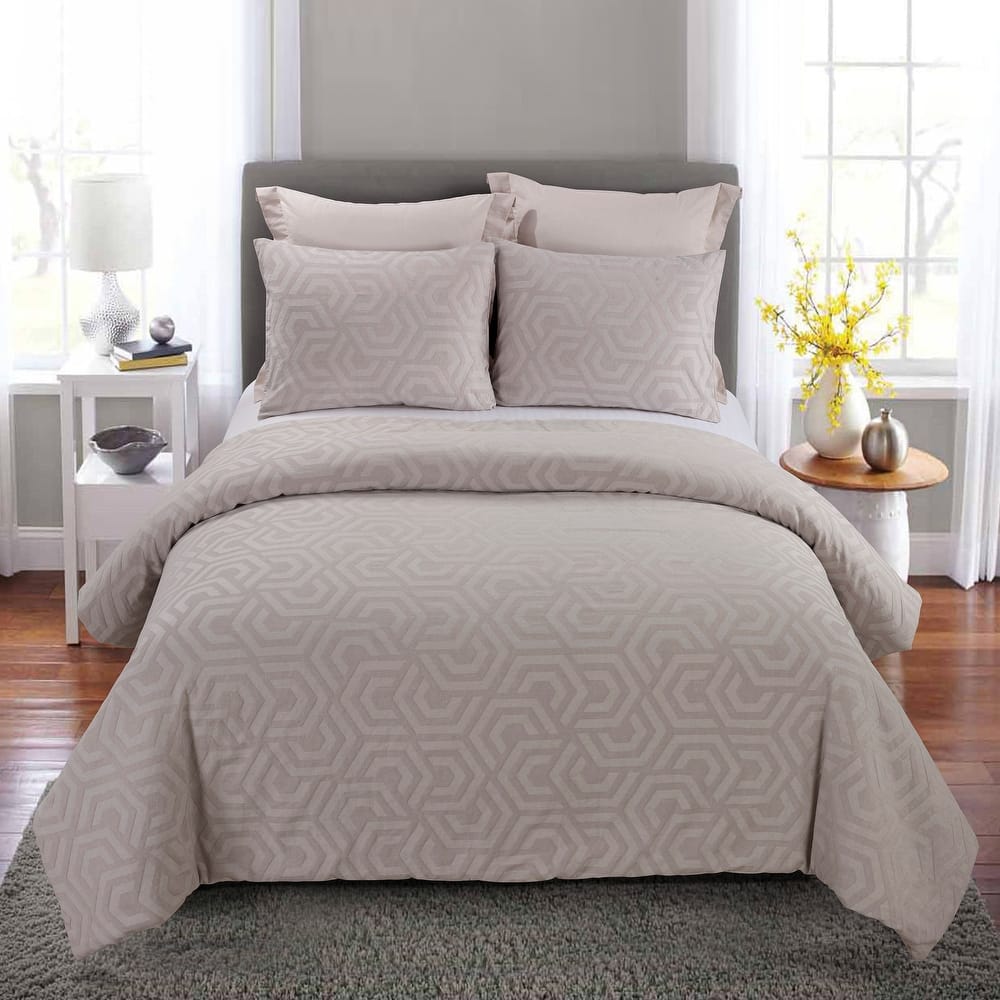 Your Lifestyle by Donna Sharp Seville Comforter Collection