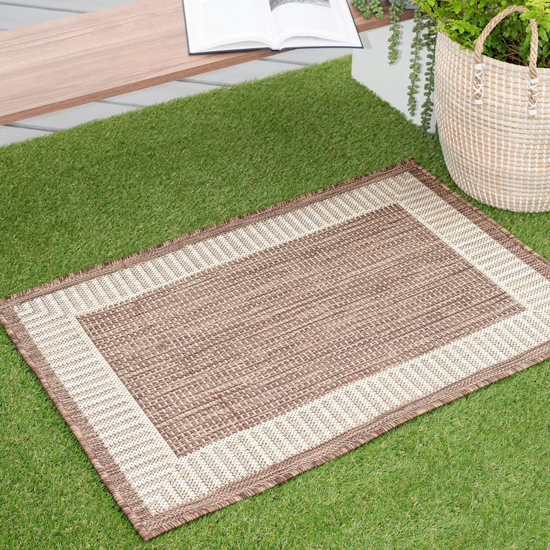 Exo Coastal Striped Border Indoor/ Outdoor Area Rug - 2' x 2'11'' - Gold/Cream