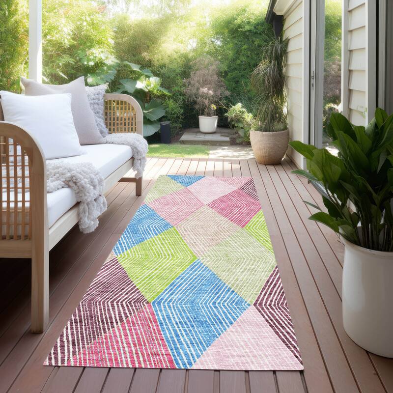 Machine Washable Indoor/ Outdoor Diamond Stripes Chantille Rug - Pink - 2'3" x 7'6"