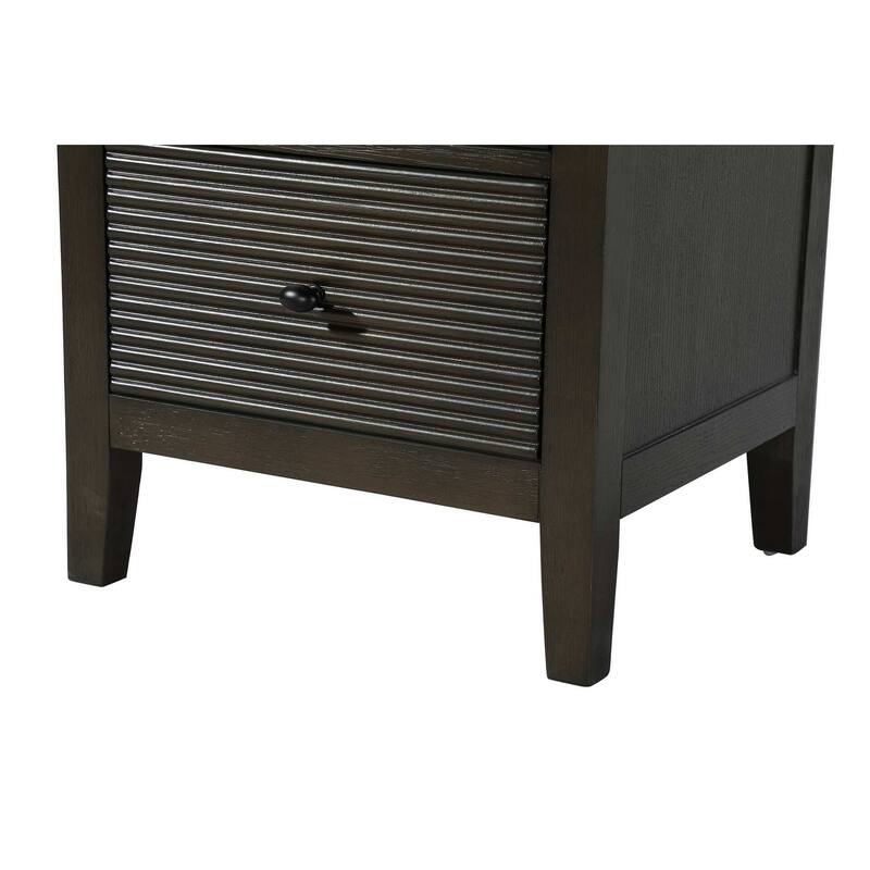 Kensington 16-28 Inch Open Shelving Bath Storage Cabinet