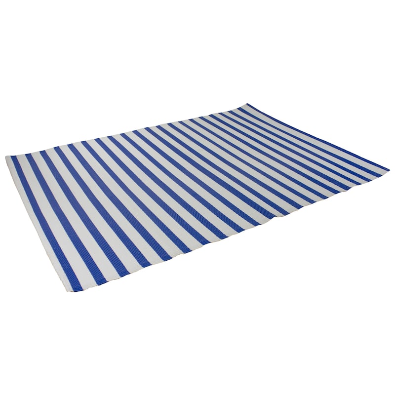 4' x 6' Blue and White Striped Rectangular Outdoor Area Rug - 4' x 6'