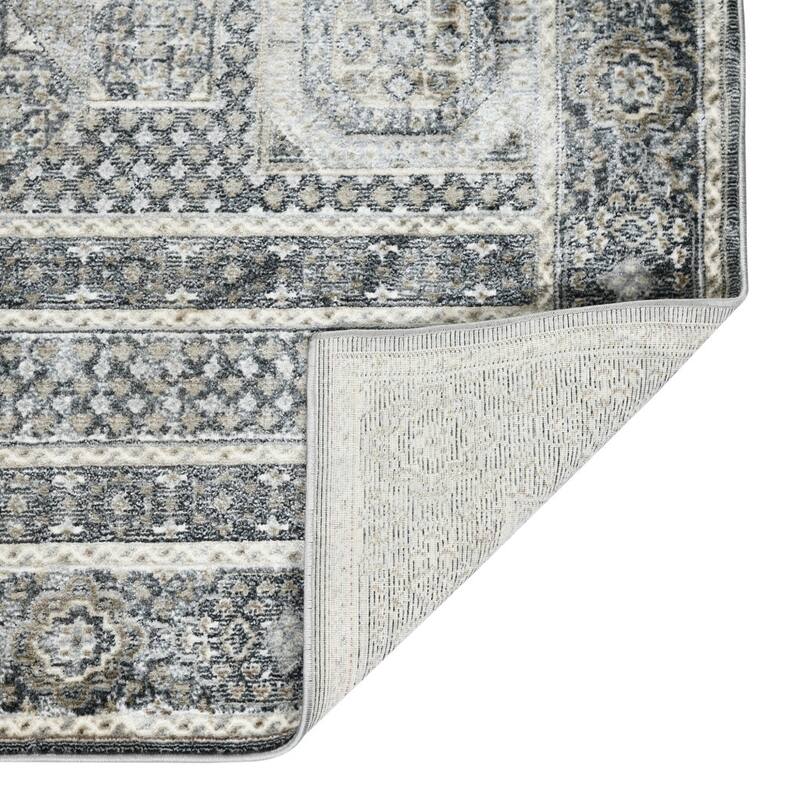HomeRoots Medallion Transitional Rectangle Area Rug - 39.00 in. x 24.00 in. x 0.30 in.