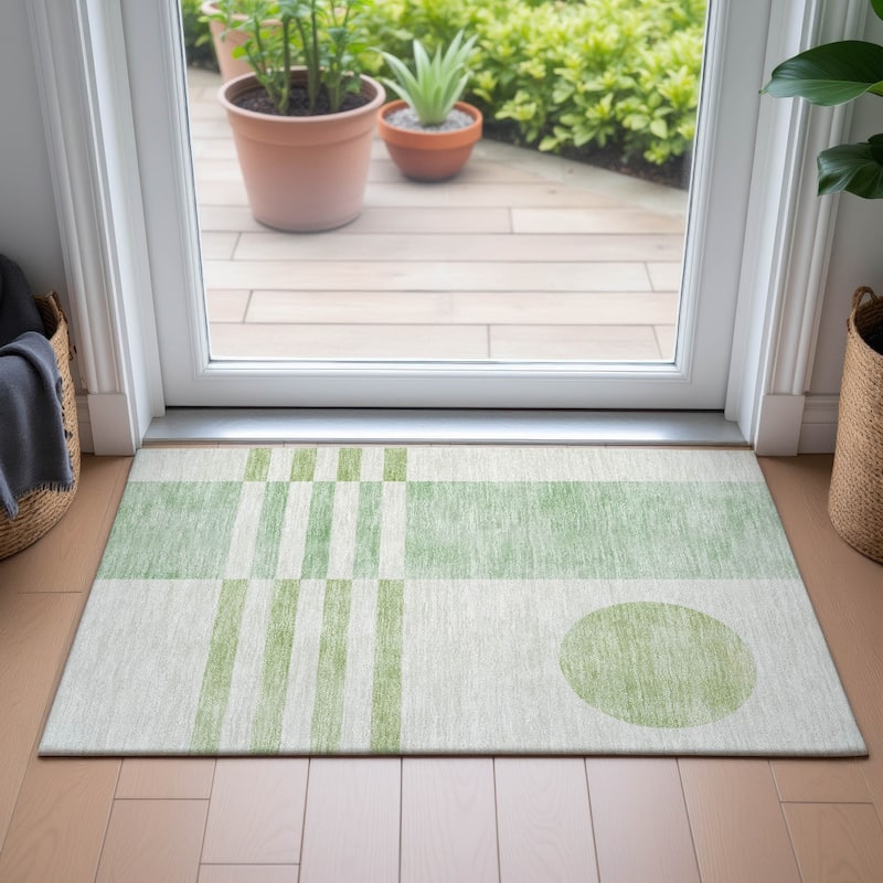 Machine Washable Indoor/Outdoor Modern Fusion Chantille Rug