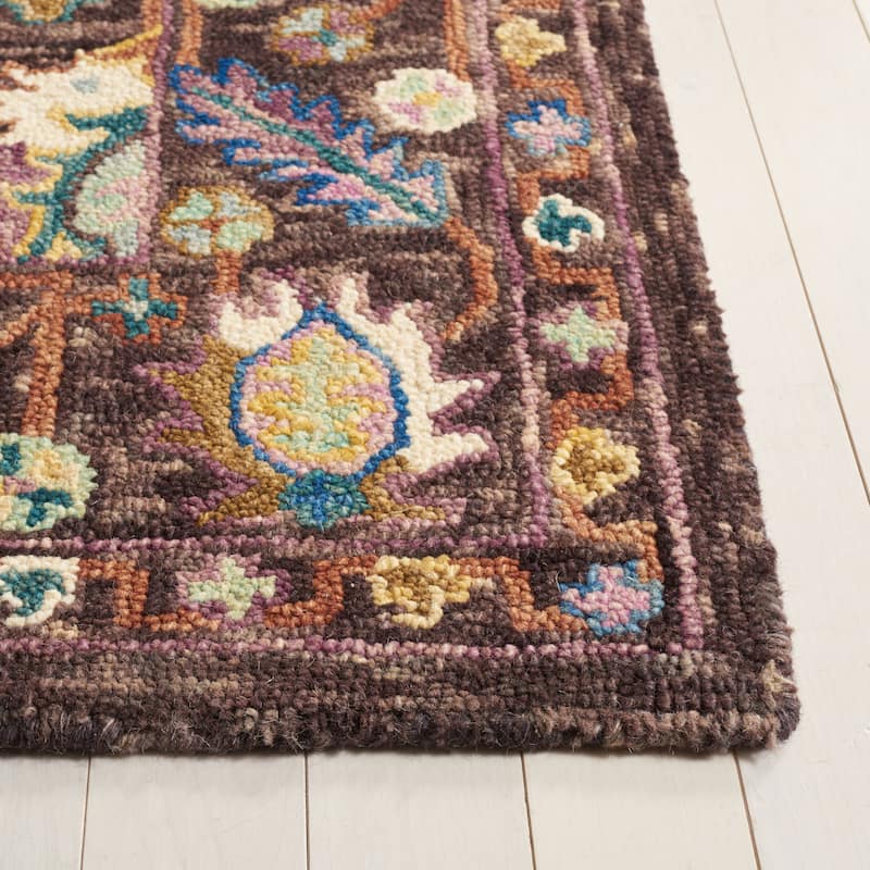 SAFAVIEH Handmade Blossom Hallfridur Floral Wool Rug