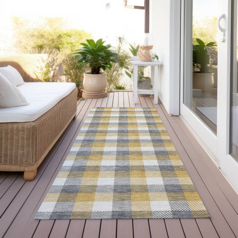 Machine Washable Indoor/ Outdoor Plaid Chantille Rug
