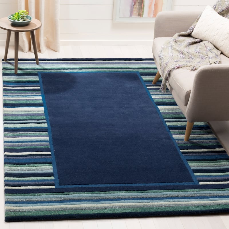 Martha Stewart by SAFAVIEH Striped Border Wool Rug