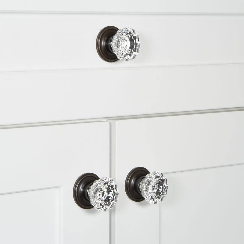 Grandeur VERS-CRYS-KNOB-GEO Versailles 1-3/8" Vintage Luxury Fluted