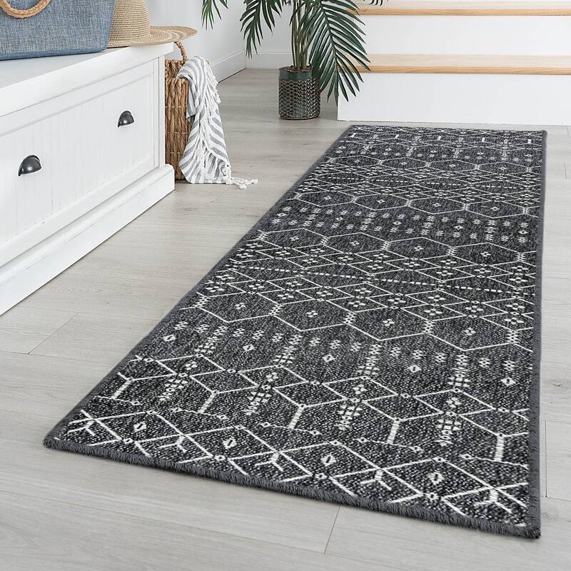 Seros Scandinavian Geometric Indoor/Outdoor Area Rug