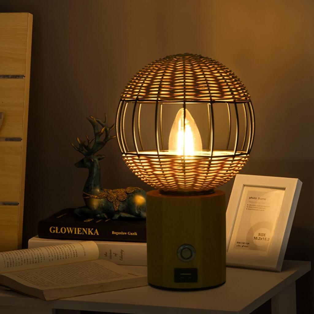 European Style Rubber Wood Table Lamp Bamboo Woven Hotel Bedside Table Lamp