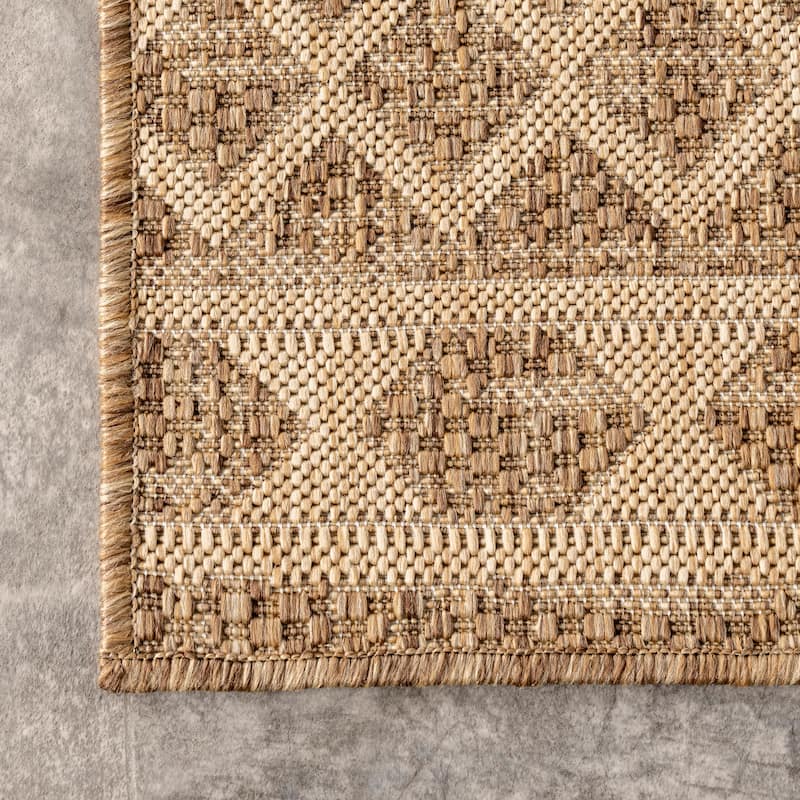 Nuloom Cari Moroccan Tribal Indoor/Outdoor Area Rug