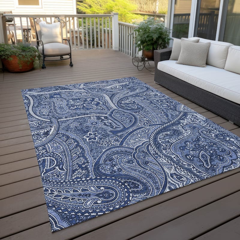 Machine Washable Indoor/ Outdoor Chantille Traditional Paisley Rug