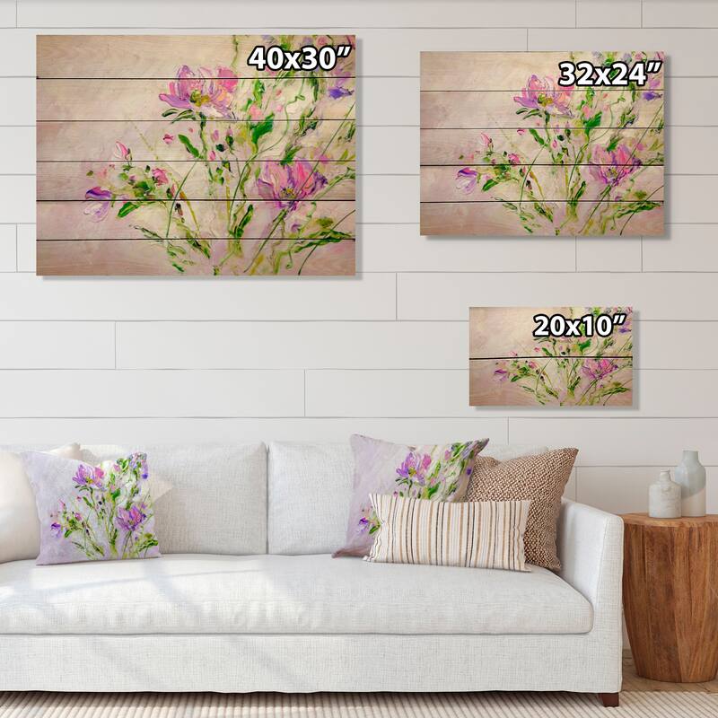 Designart 'Modern Purple Spring Flowers' Traditional Wood Wall Art Décor - Natural Pine Wood