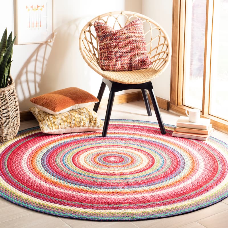 SAFAVIEH Handmade Braided Vidolina Country Rug - 5' Round - Multi
