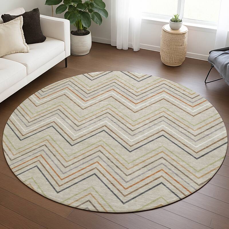 Machine Washable Indoor/ Outdoor Modern Chevron Chantille Rug