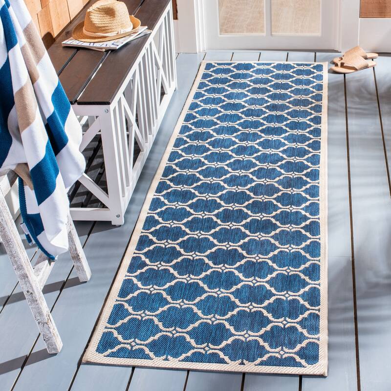 SAFAVIEH Courtyard Charleen Indoor/ Outdoor Waterproof Patio Backyard Rug
