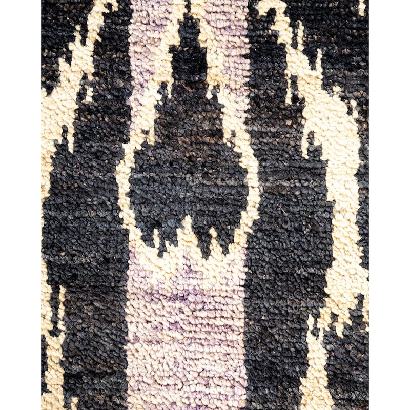 Overton Hand Knotted Wool Vintage Inspired Modern Contemporary Modern Ivory Area Rug - 8' 1" x 10' 3"