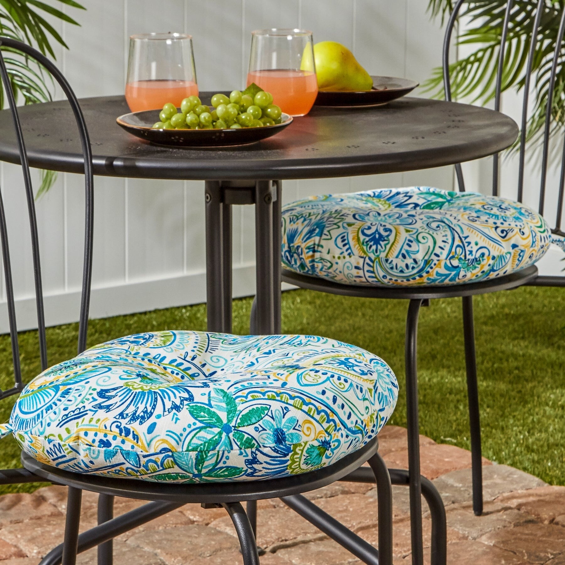 15 inch Round Outdoor Painted Paisley Bistro Chair Cushions Set of 2 On Sale Bed Bath Beyond 22751365