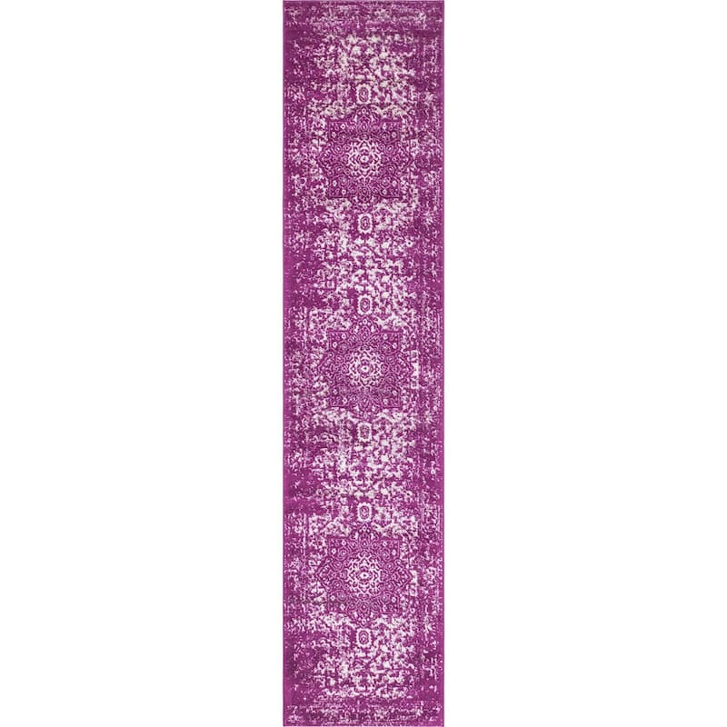 Traditional Brenda Collection Area Rug