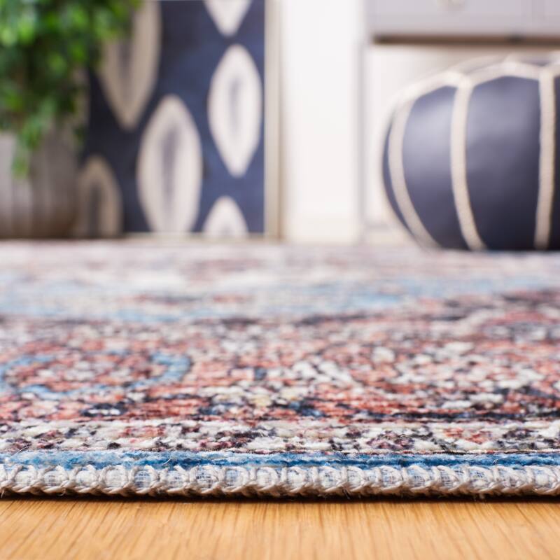 SAFAVIEH Riviera Machine Washable Vannie Slip Resistant Oriental Rug