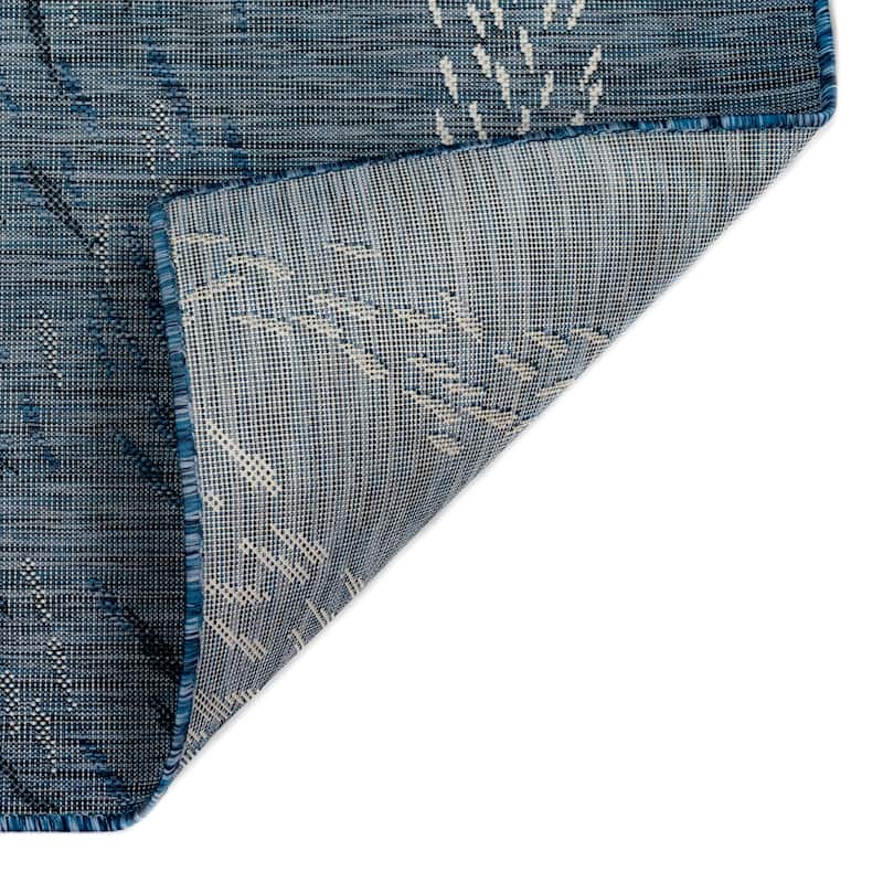 Liora Manne Carmel School Of Fish Indoor/Outdoor Area Rug