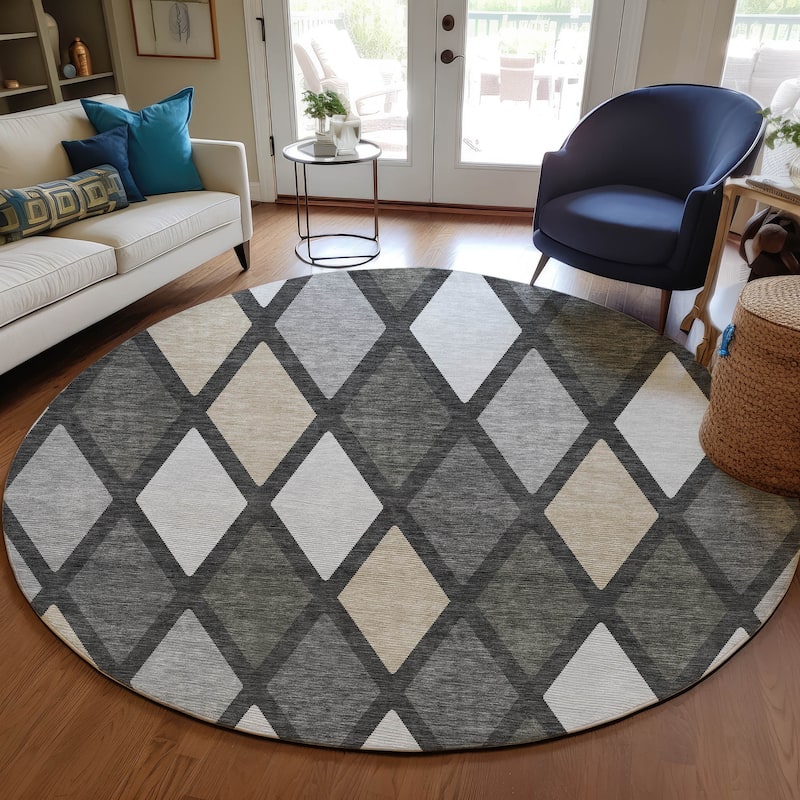 Machine Washable Indoor/ Outdoor Chantille Diamond Prism Rug