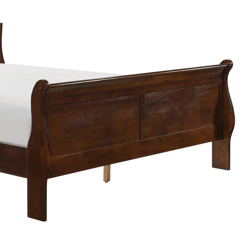Traditional Queen Size Sleigh Bed in Brown Cherry Finish