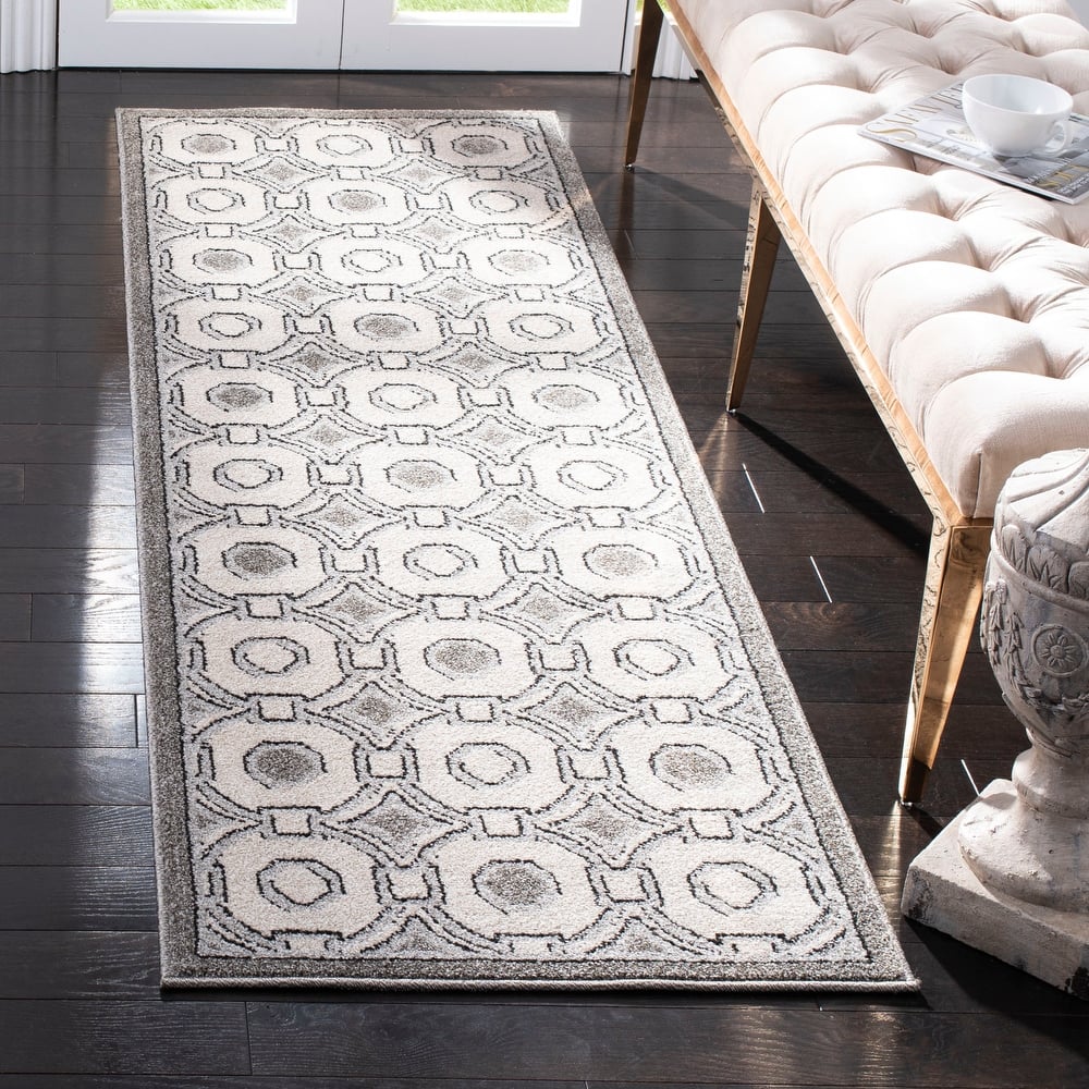 SAFAVIEH Amherst Seena Modern Rug