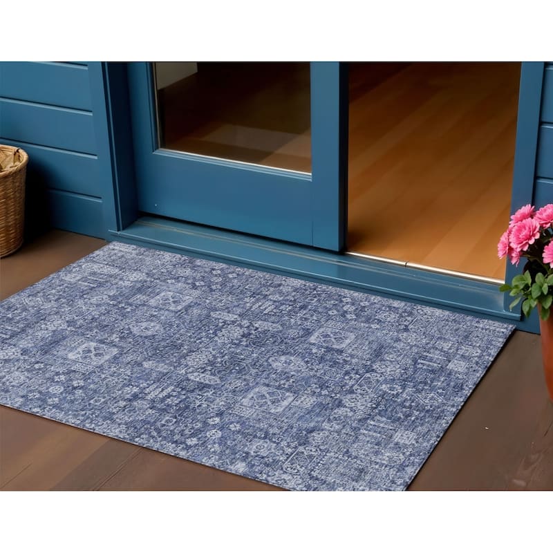 HomeRoots Oriental Transitional Rectangle Outdoor Rug - 3' x 5'