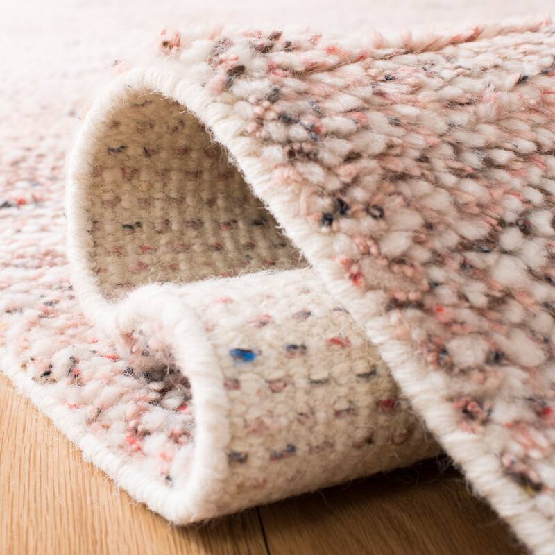 SAFAVIEH Handmade Casablanca Sura Shag Wool Area Rug