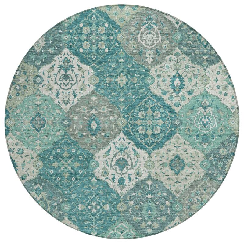 Machine Washable Indoor/ Outdoor Traditional Panel Chantille Rug