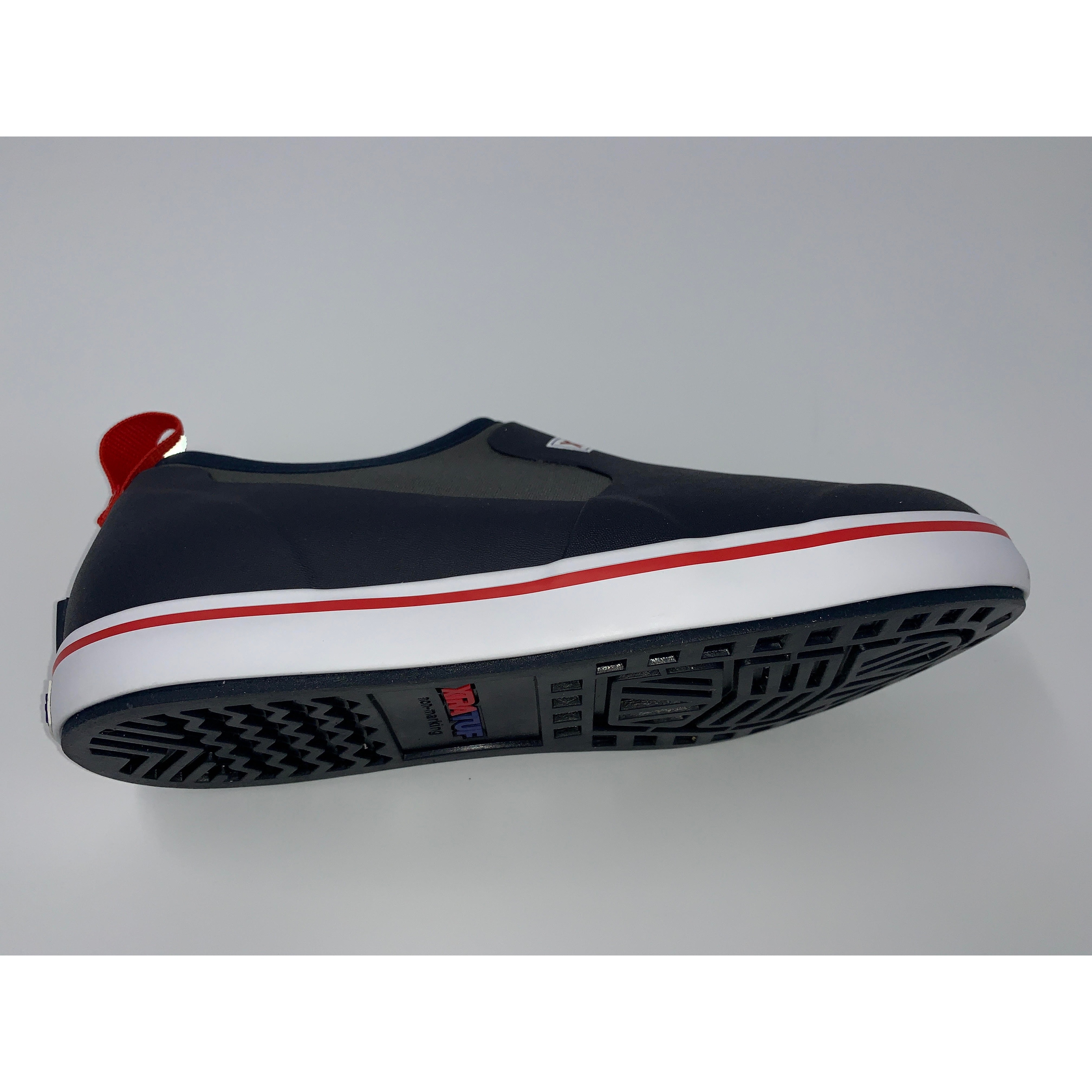 size 14 non slip shoes