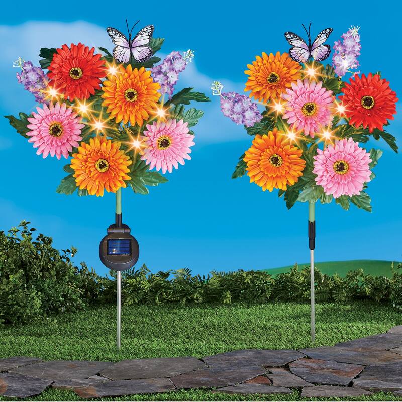 Solar Powered Gerber Daisies Outdoor Garden Stakes - Set of 2 - 28 x 29 x 8 - Green - Polyester