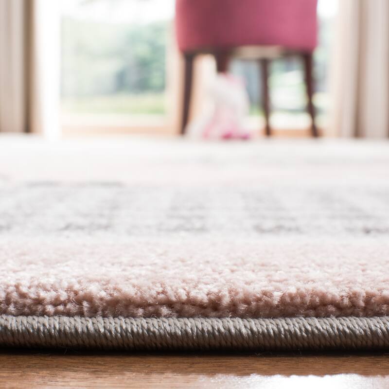 SAFAVIEH Carousel Kids Merja Elephant Rug