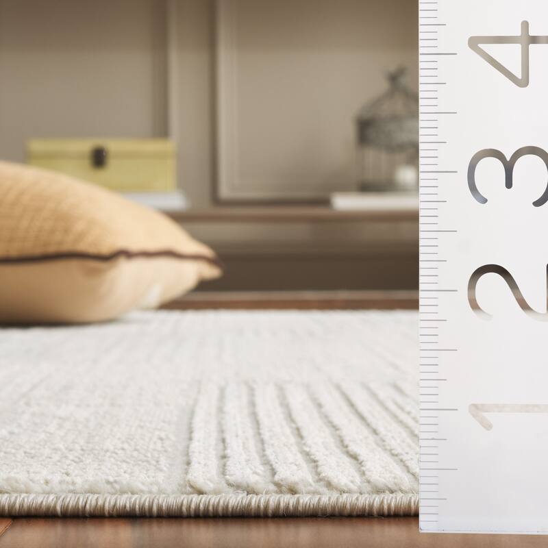 SAFAVIEH Amber Mexhide Contemporary Rug