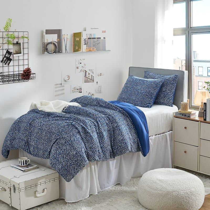 Peak of Cozy - Coma Inducer® Comforter - Navy Mix - Twin XL