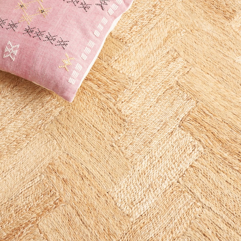 SAFAVIEH Handmade Natural Fiber Yahaira Farmhouse Chevron Jute Rug